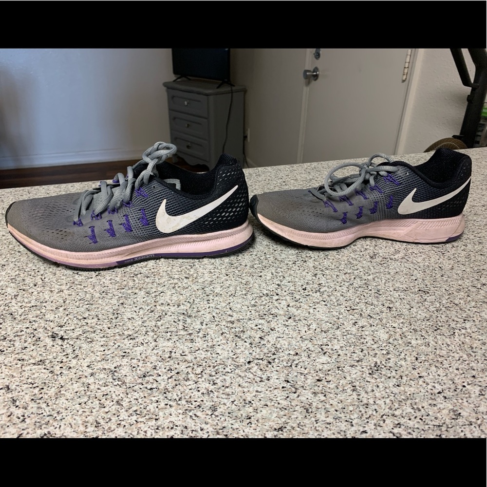 Women’s Nike shoes